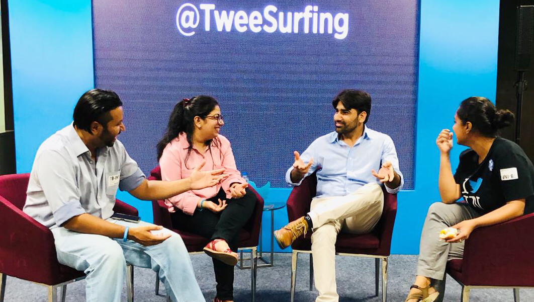 TweeSurfing