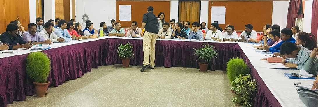 Social Media for Social Change workshop at Vishwa Yuvak Kendra